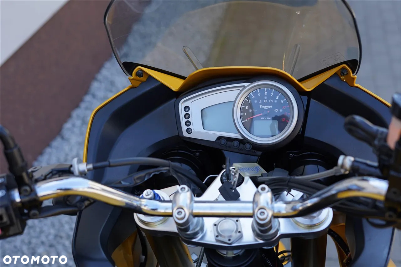 Triumph Tiger - 18