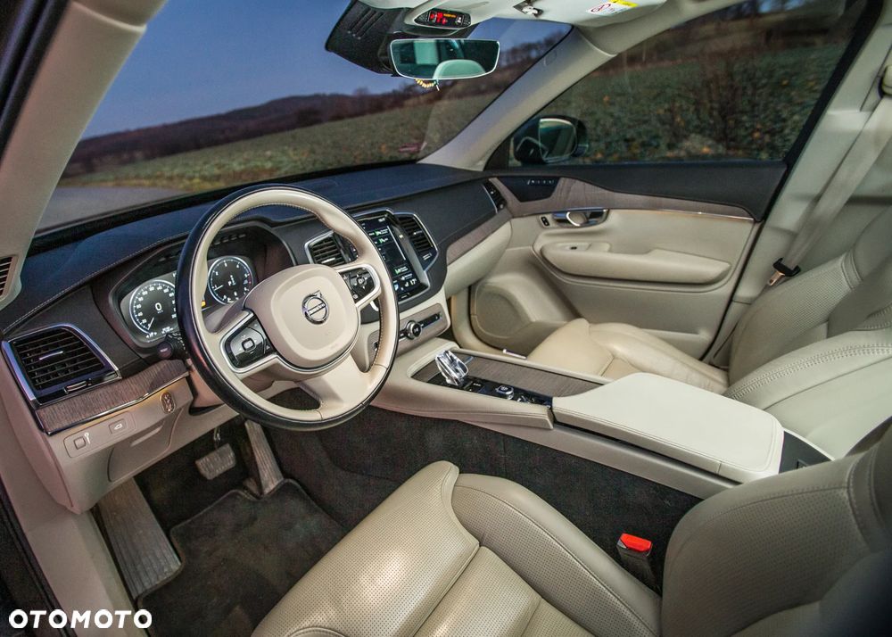 Volvo XC 90 B5 D AWD Inscription - 15