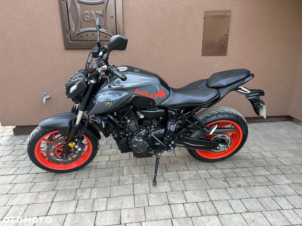 Yamaha MT - 20