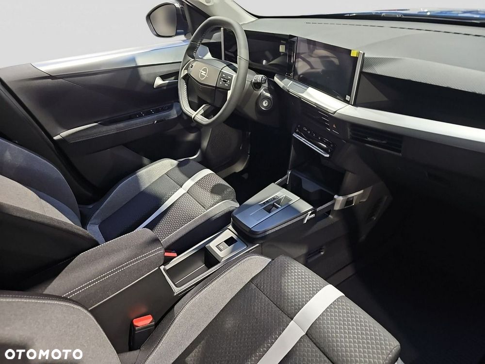 Opel Frontera - 13