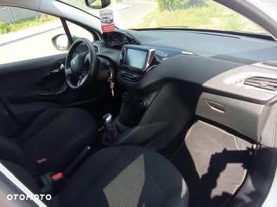 Peugeot 208 PureTech 82 Winter Edition - 5