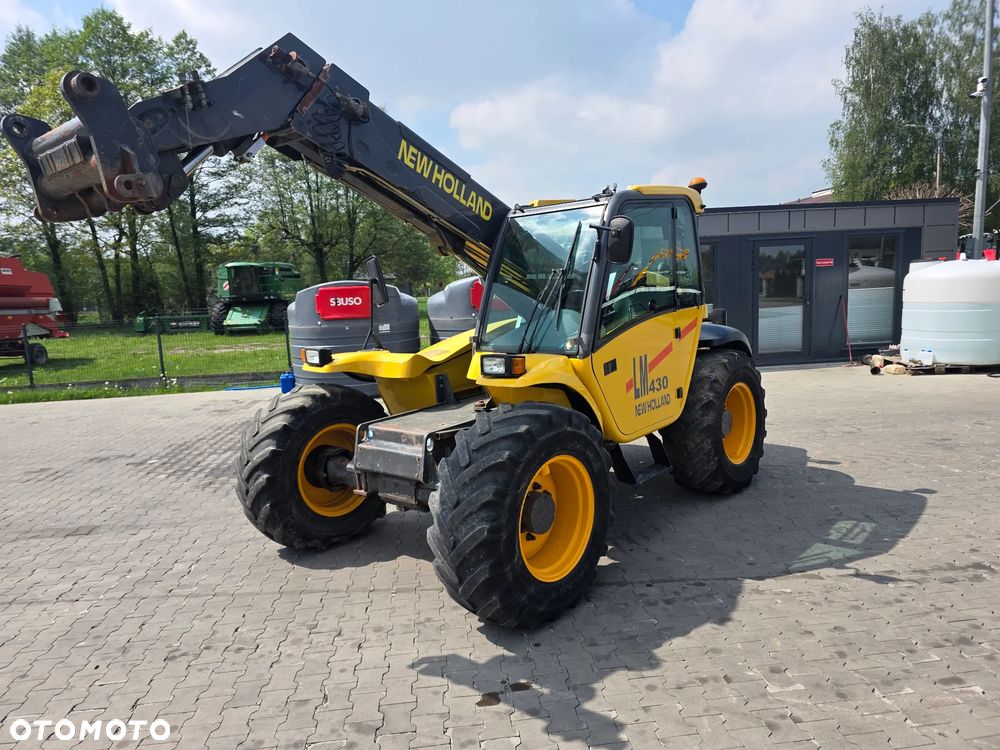 New Holland 430 - 1