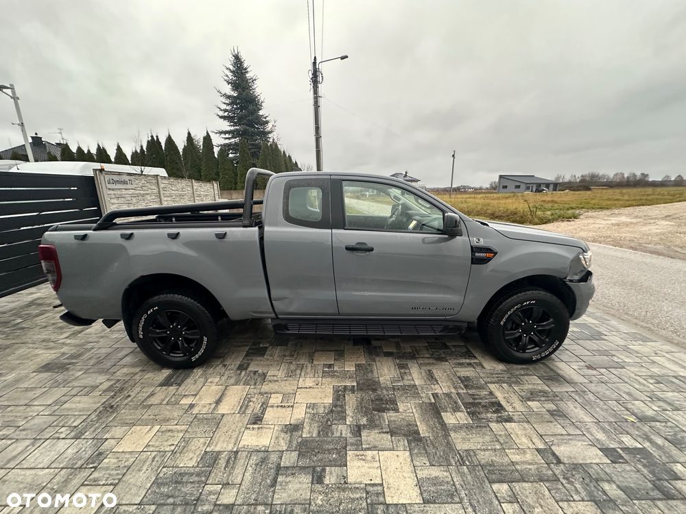 Ford Ranger - 8