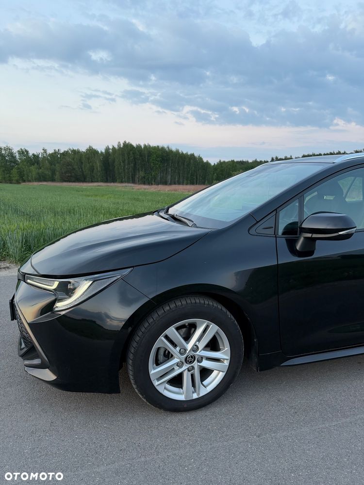 Toyota Corolla 1.8 Hybrid Club - 3