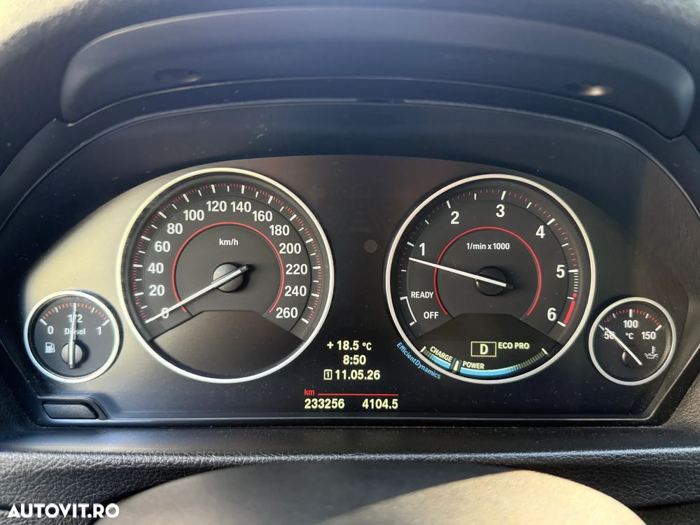 BMW Seria 3 320d Efficient Dynamic Edition Aut. Sport Line - 14