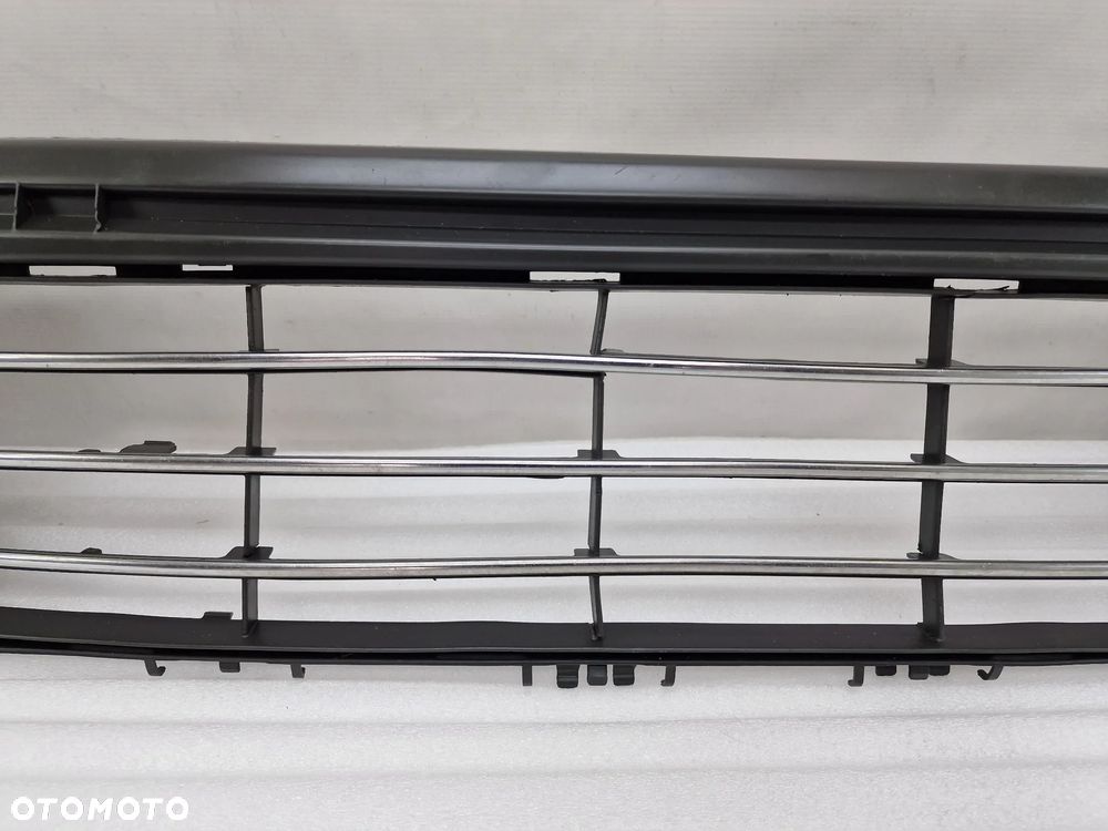 FORD GALAXY MK2 LIFT 09-15 Z CHROMAMI KRATKA ŚRODKOWA ZDERZAKA PRZEDNIEGO , NR AM21-17B968-AC , NR AUKCJI K144 - 4