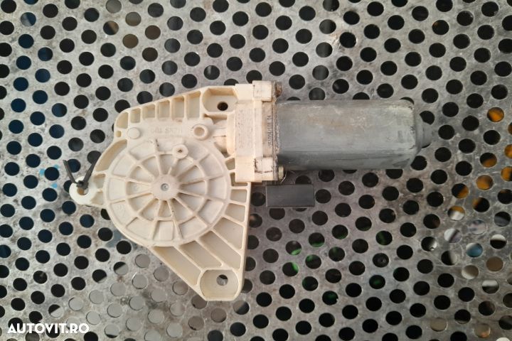Motoras macara geam fata dreapta A1698201642 Mercedes-Benz A-Class W1 - 3
