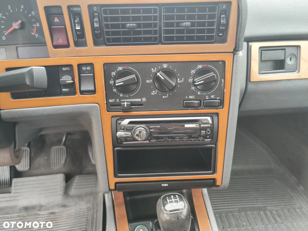 Volvo 850 2.5-20 GLT - 32