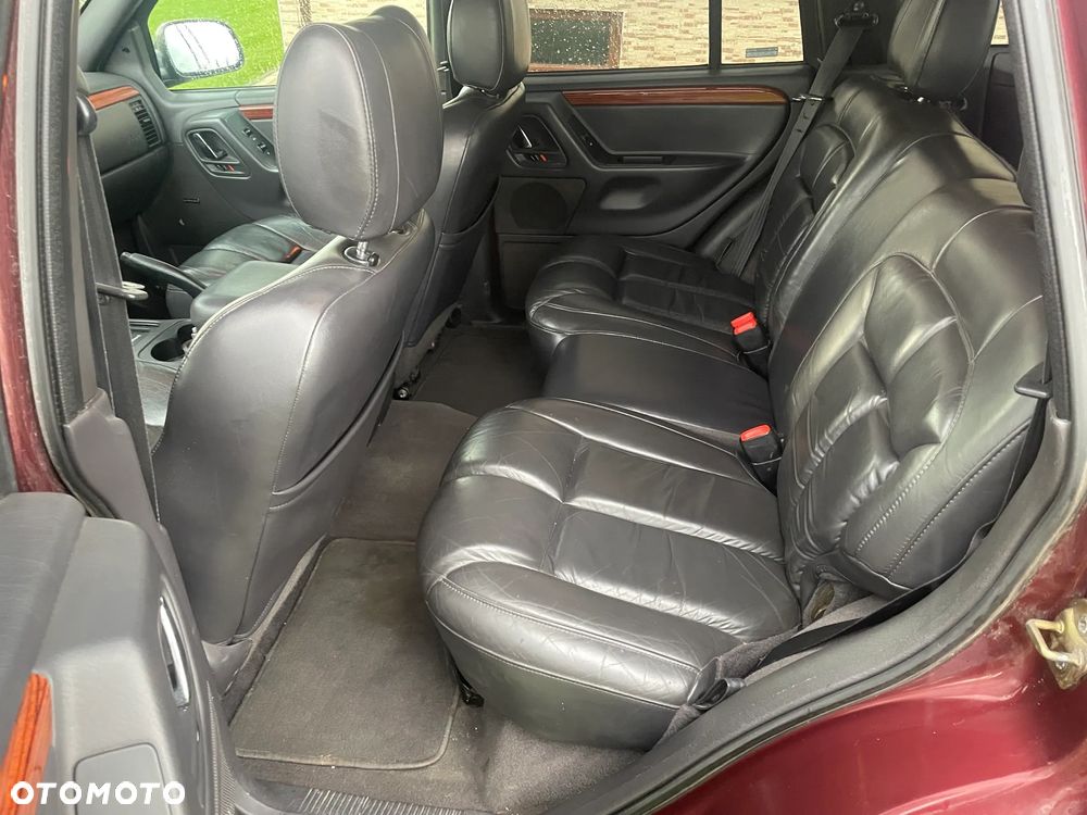 Jeep Grand Cherokee - 9