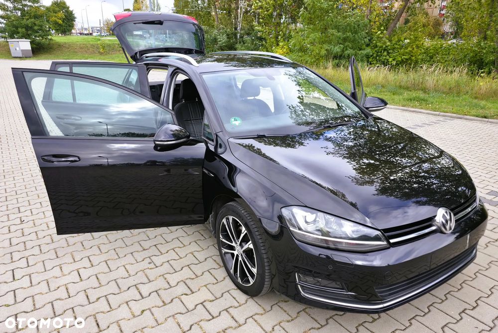 Volkswagen Golf 2.0 TDI BlueMotion Technology Lounge - 16