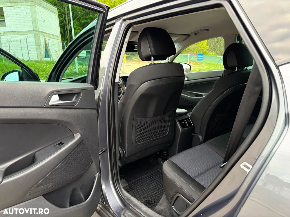 Hyundai Tucson blue 1.7 CRDi 2WD Style - 14
