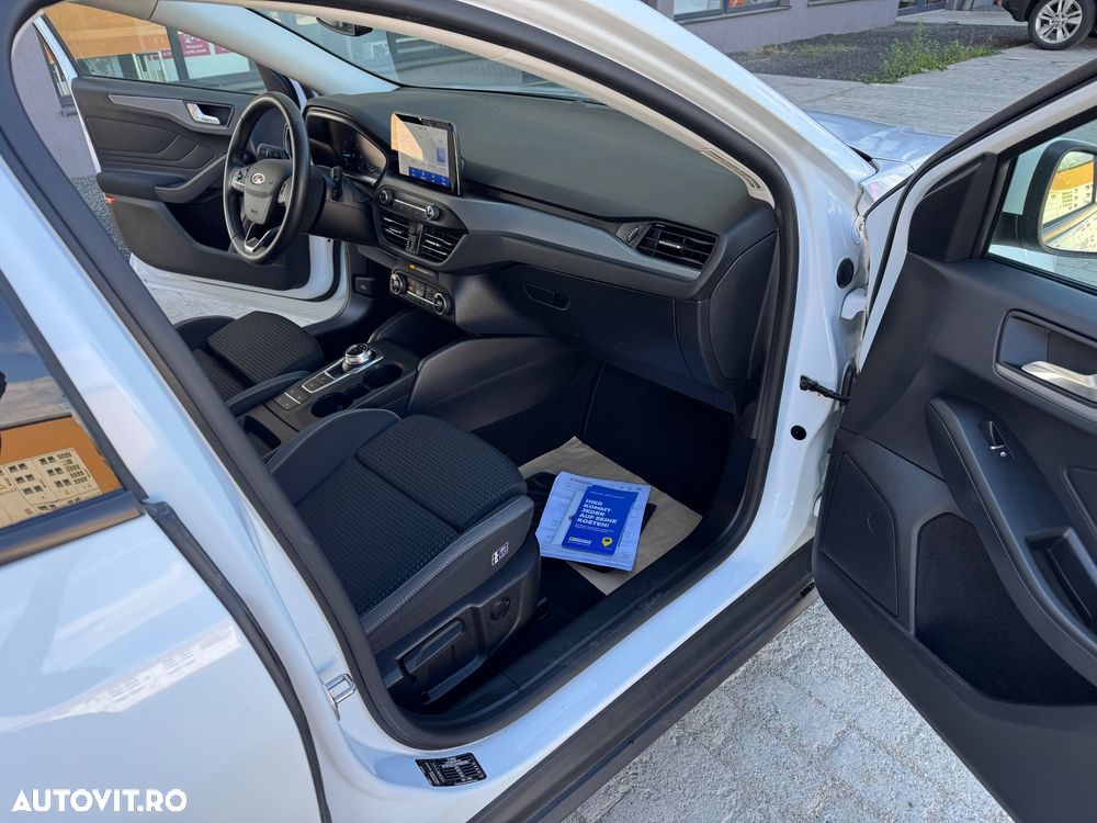 Ford Focus 1.5 EcoBlue Start-Stopp-System Aut. TITANIUM STYLE - 9