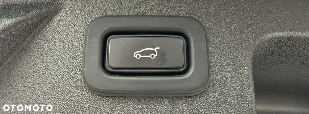 Land Rover Discovery Sport D240 R-Dynamic HSE - 32