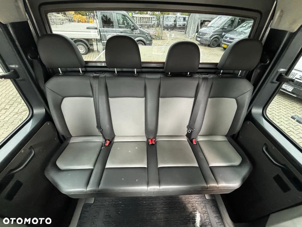 Volkswagen Crafter - 12