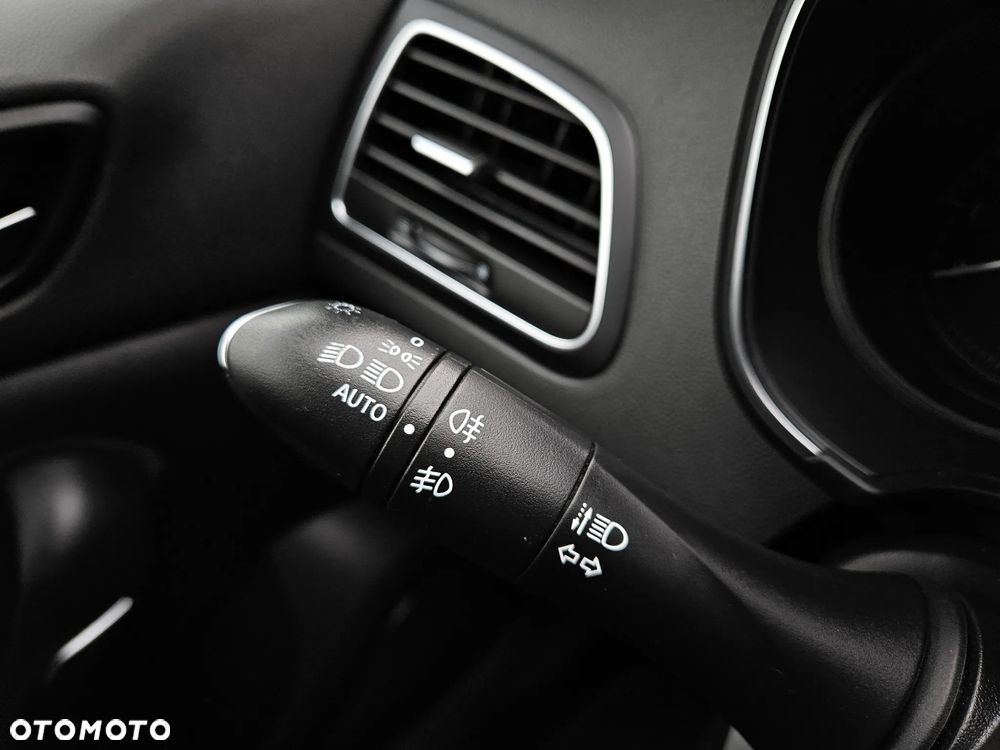 Renault Megane ENERGY TCe 100 LIFE - 36