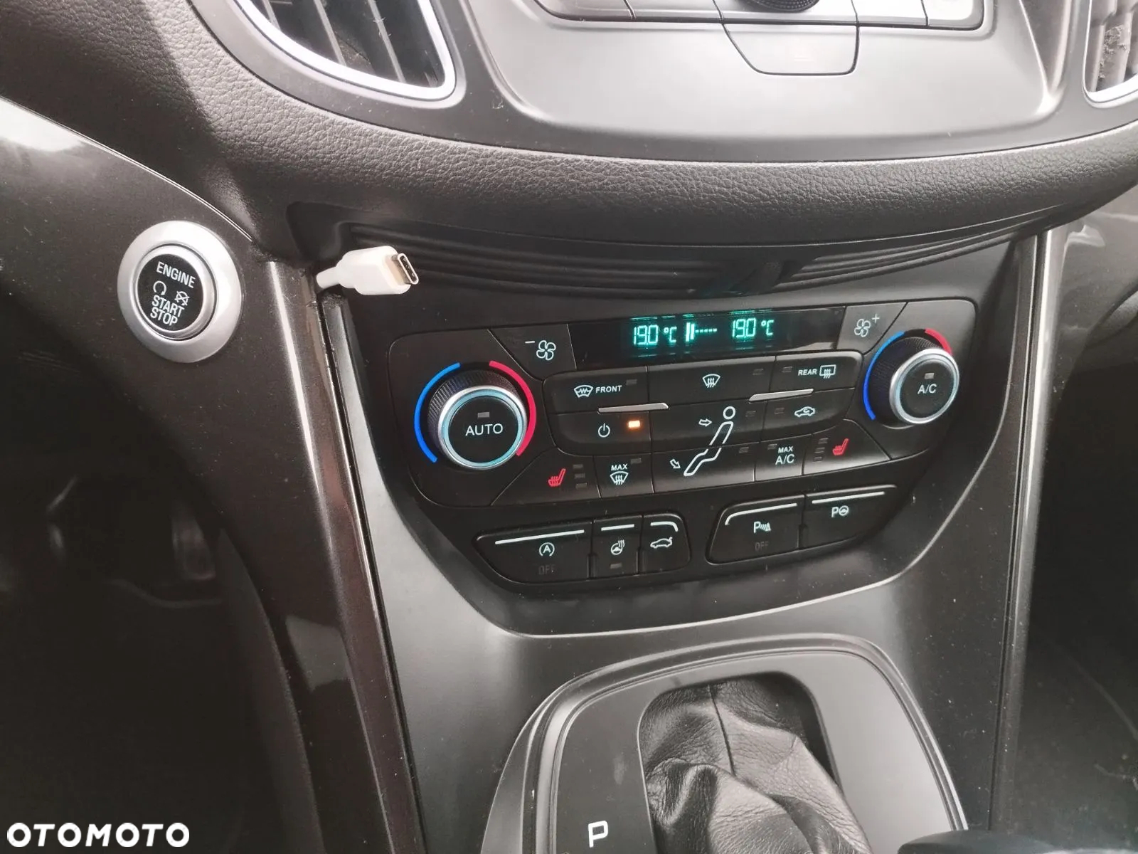 Ford C-MAX 1.5 EcoBoost Start-Stop-System Titanium - 13