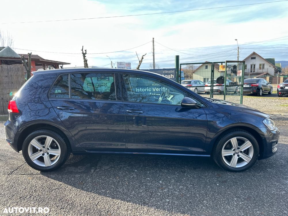 Volkswagen Golf - 21