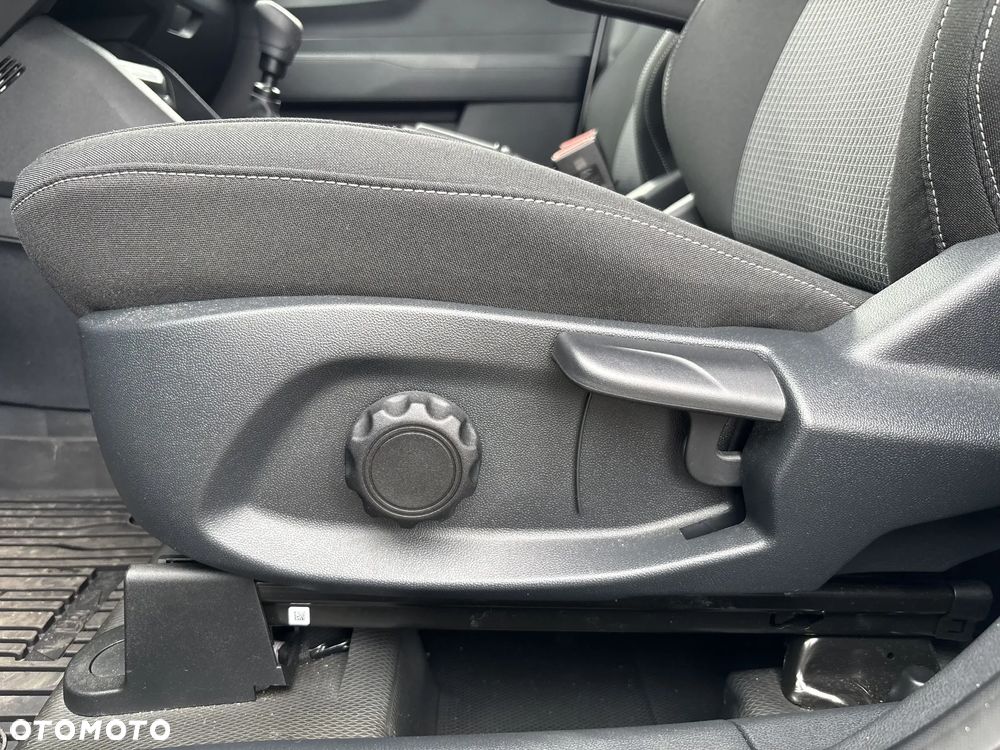 Ford Transit Courier - 16