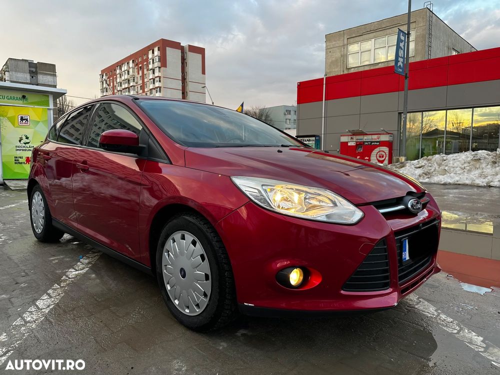 Ford Focus 1.6 Ti-VCT Powershift Sport - 1