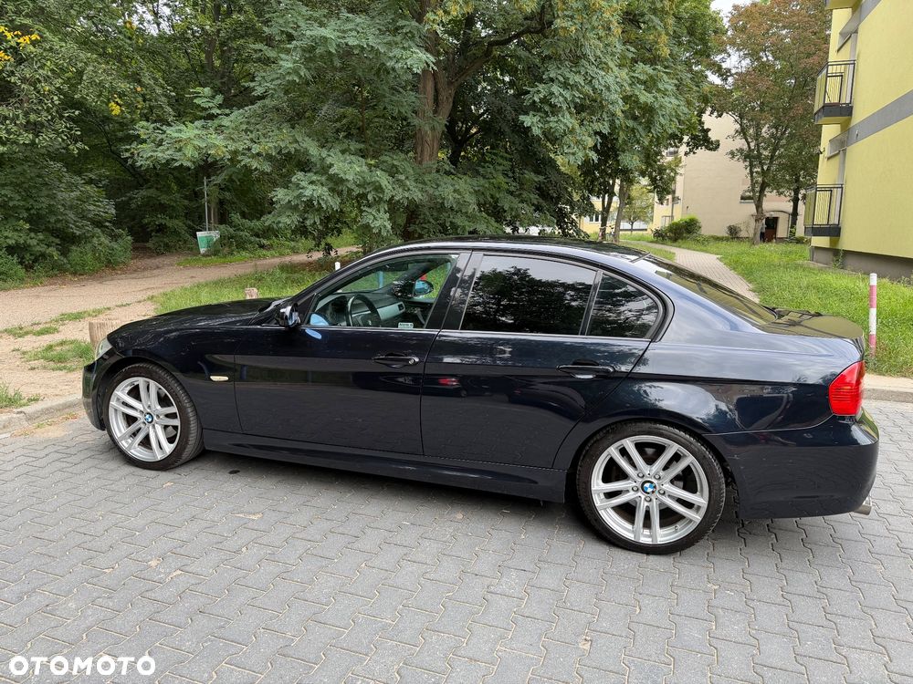 BMW Seria 3 320i - 6