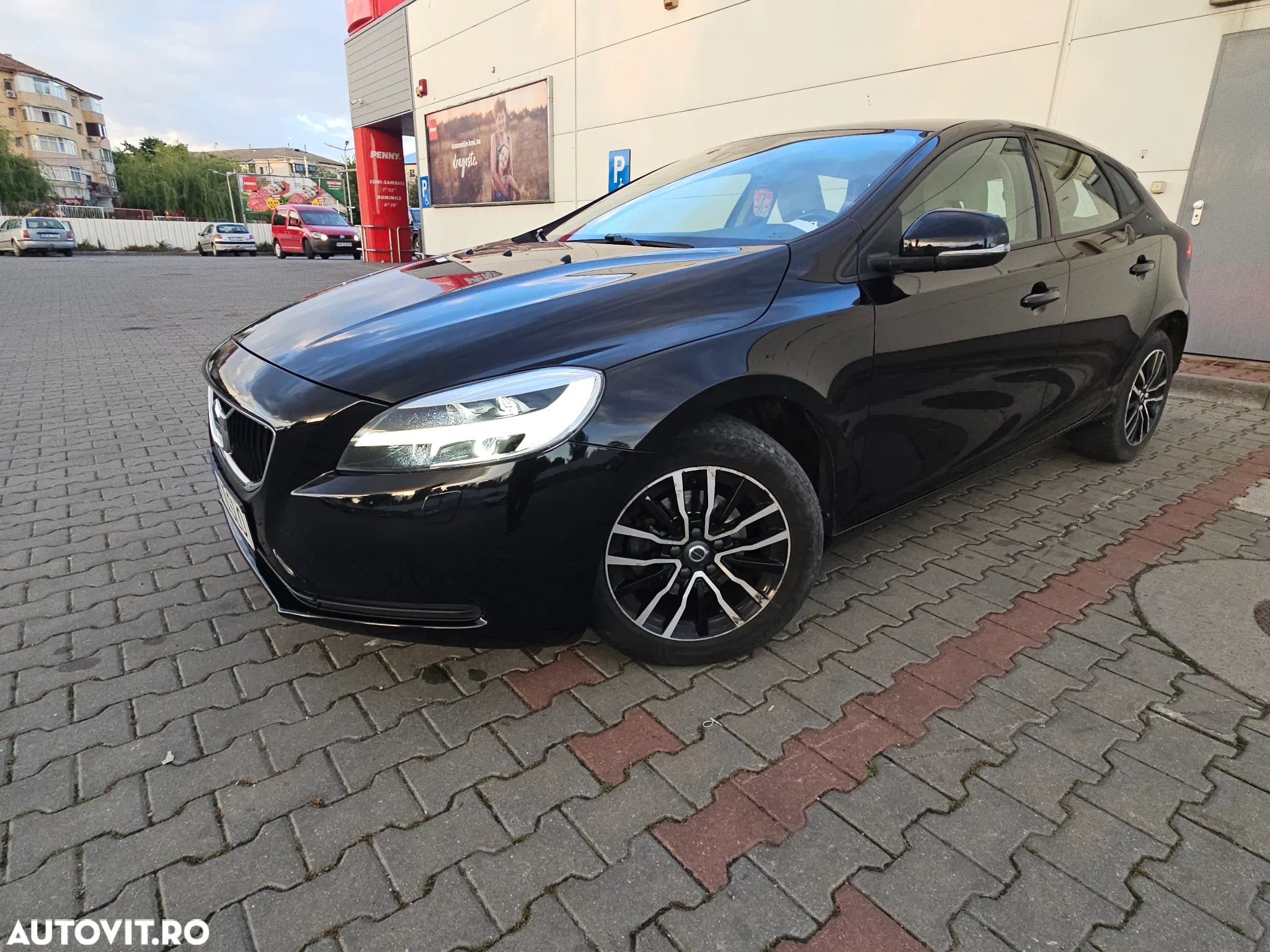 Volvo V40 D2 DRIVe Momentum - 19
