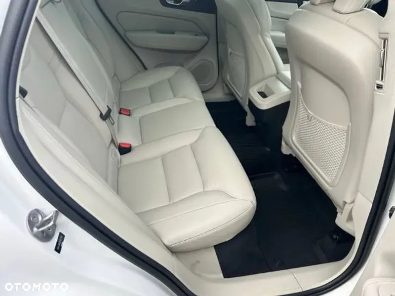 Volvo XC 60 - 18