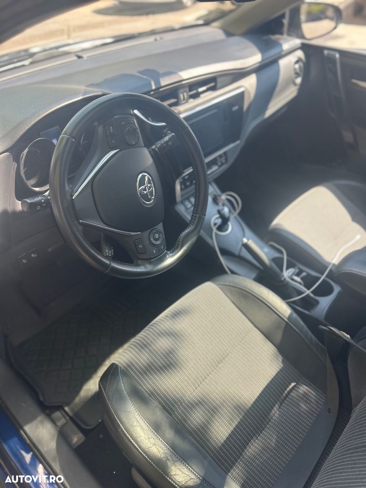 Toyota Auris - 6