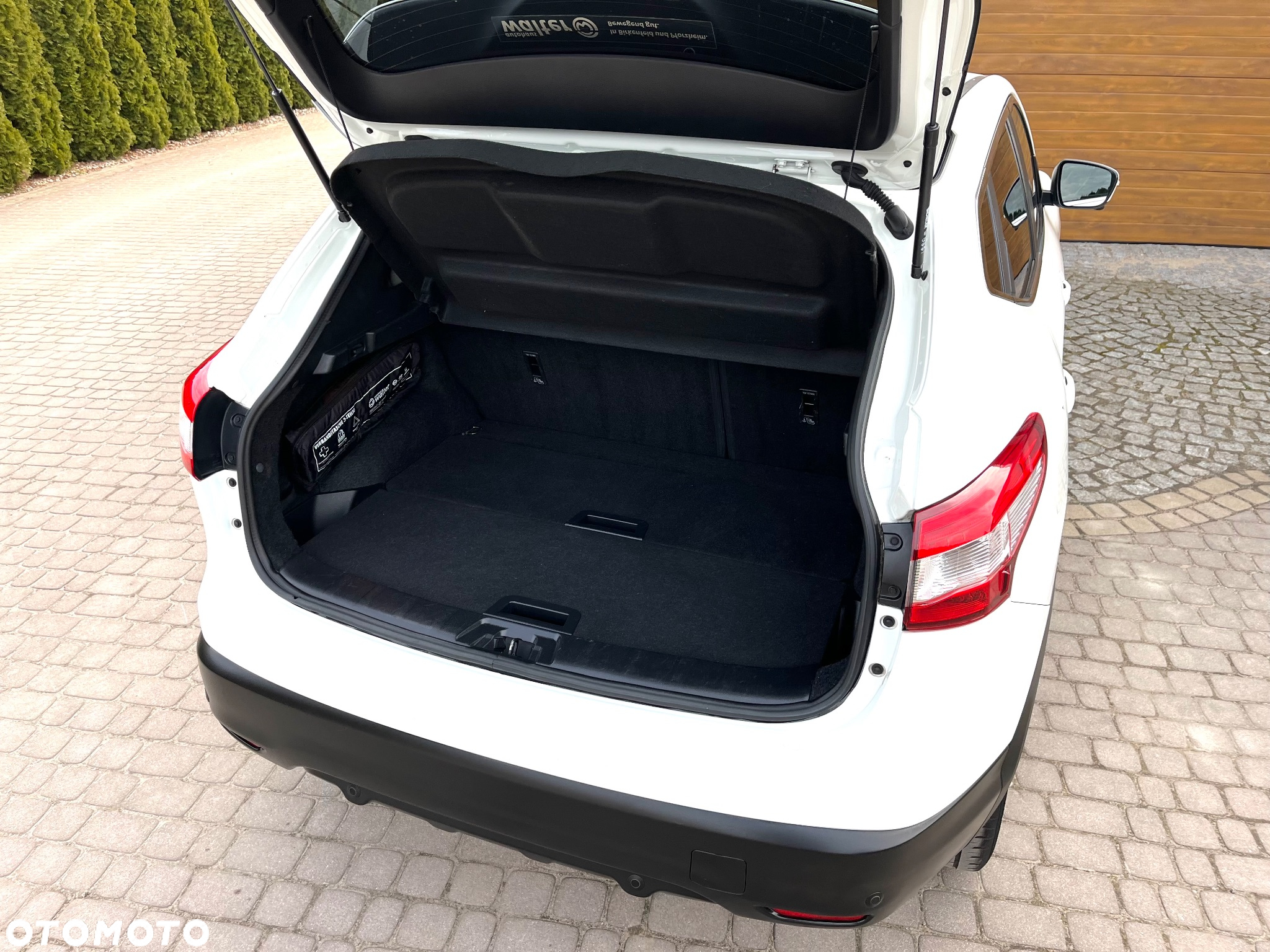 Nissan Qashqai 1.2 DIG-T Xtronic 360 - 20