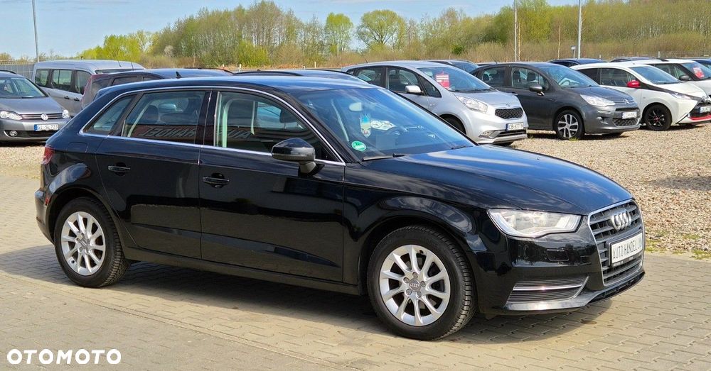 Audi A3 Sportback - 13