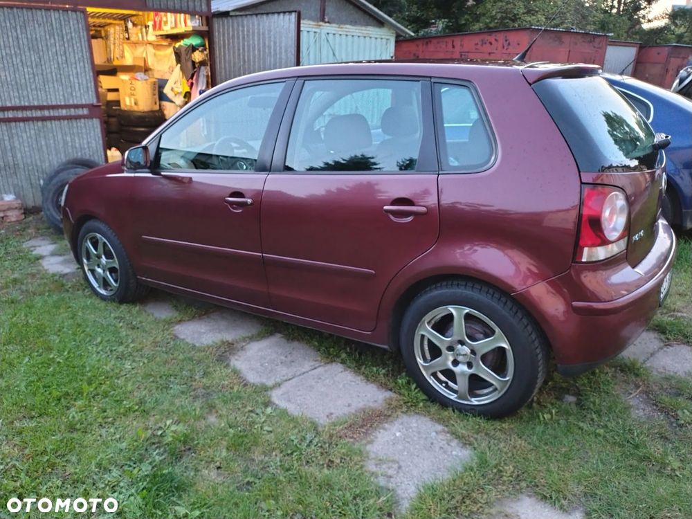 Volkswagen Polo - 16