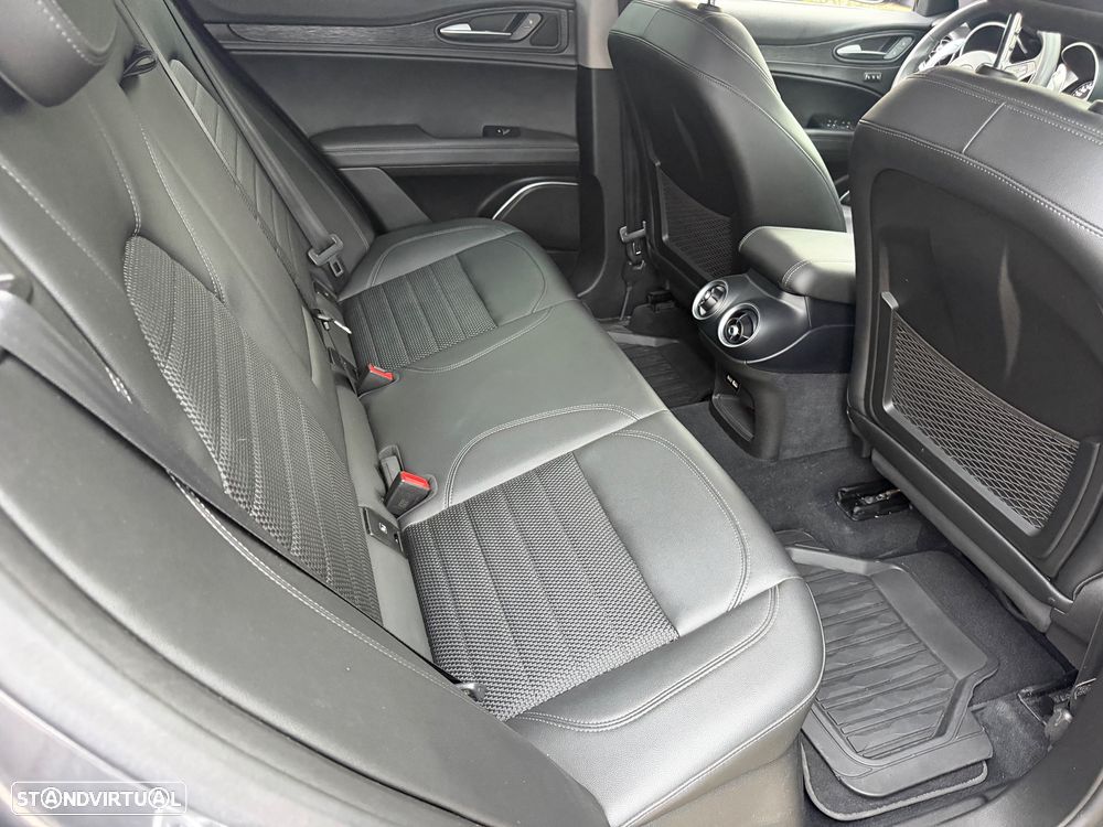 Alfa Romeo Stelvio 2.2 D Super AT8 - 12