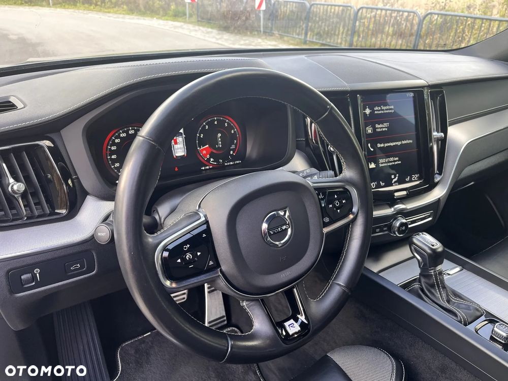 Volvo XC 60 T4 R-Design - 14