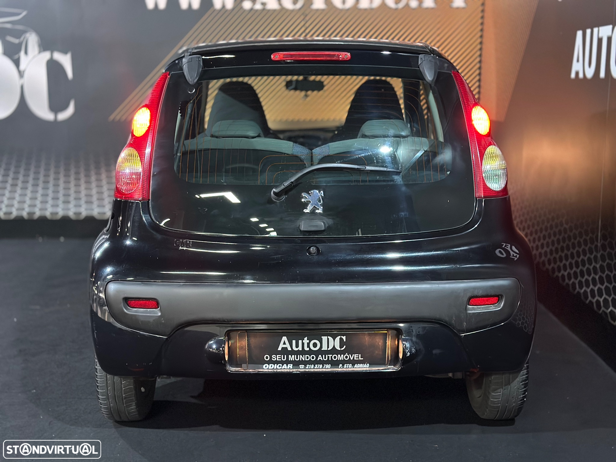 Peugeot 107 1.0 Urban - 7