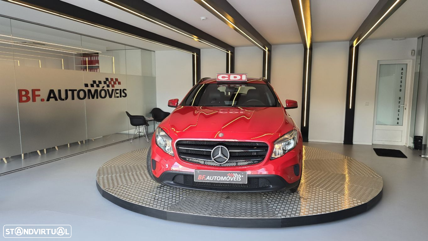 Mercedes-Benz GLA 200 CDi Urban Aut. - 11