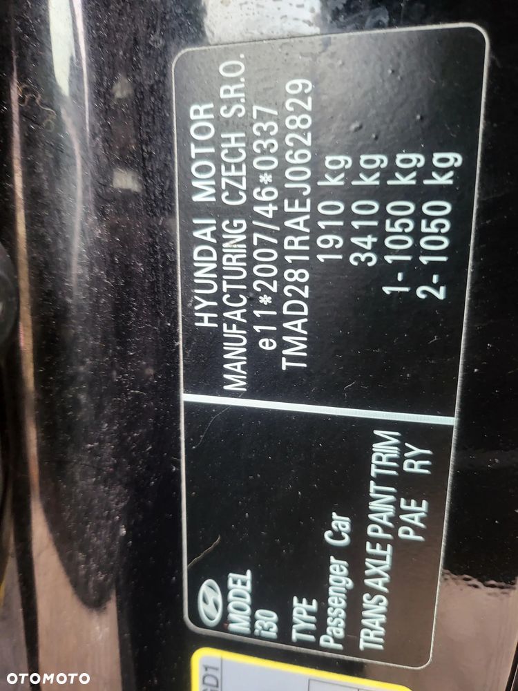 Hyundai i30 1.4 CRDi Premium - 8