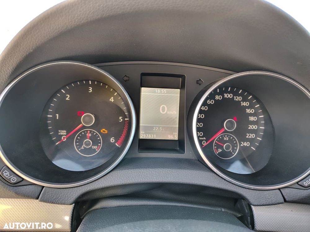 Volkswagen Golf 1.6 TDI DPF MATCH - 11