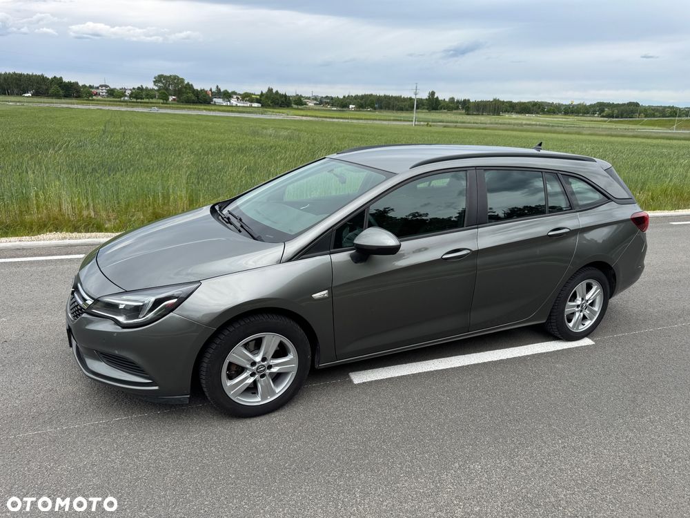 Opel Astra - 1