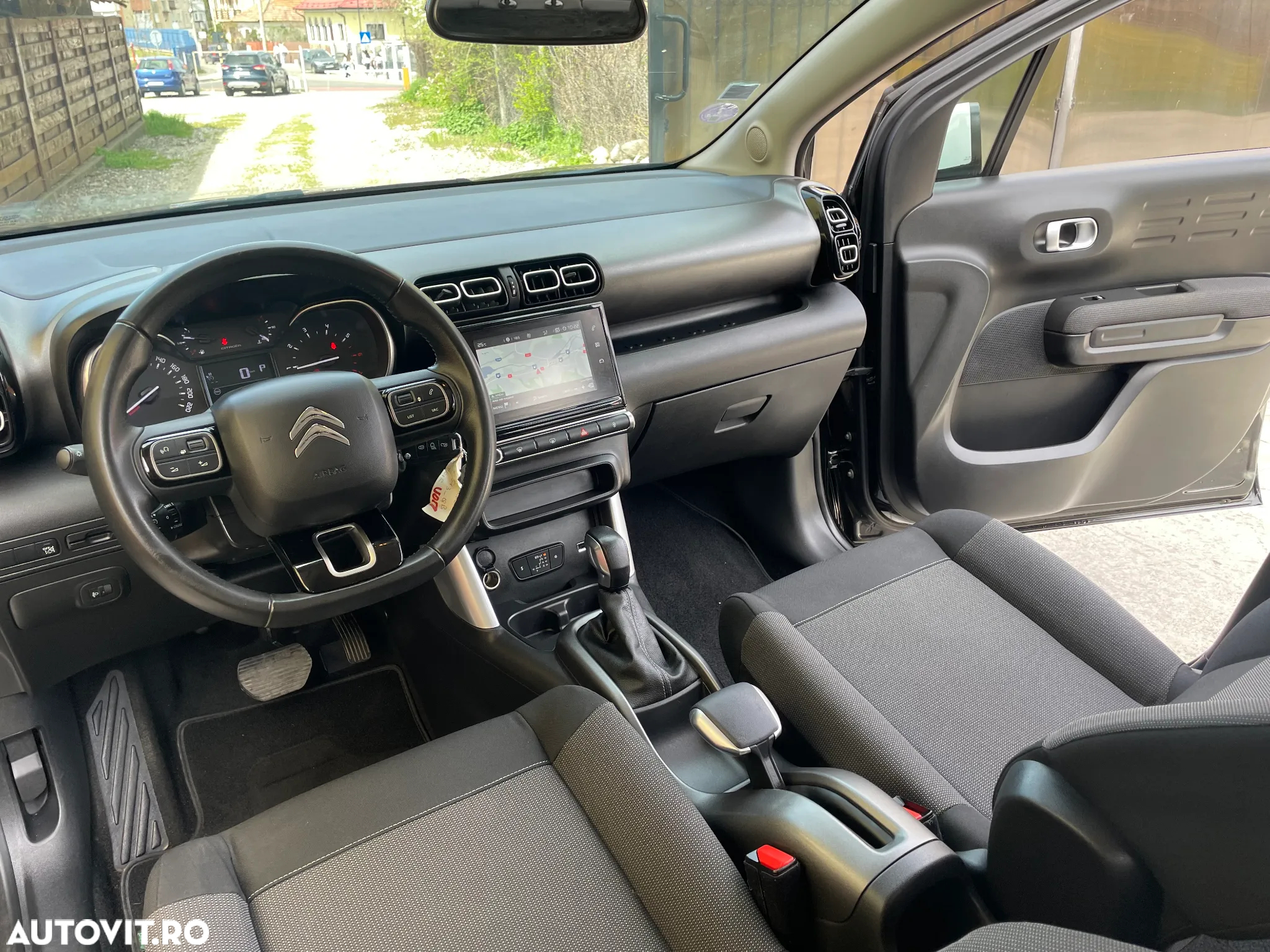 Citroën C3 AIRCROSS 1.2 PureTech S&S EAT6 Shine - 37