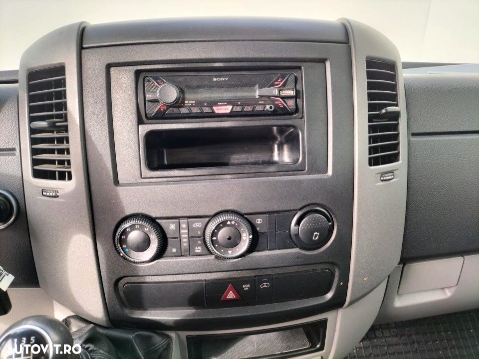 Volkswagen Crafter - 5