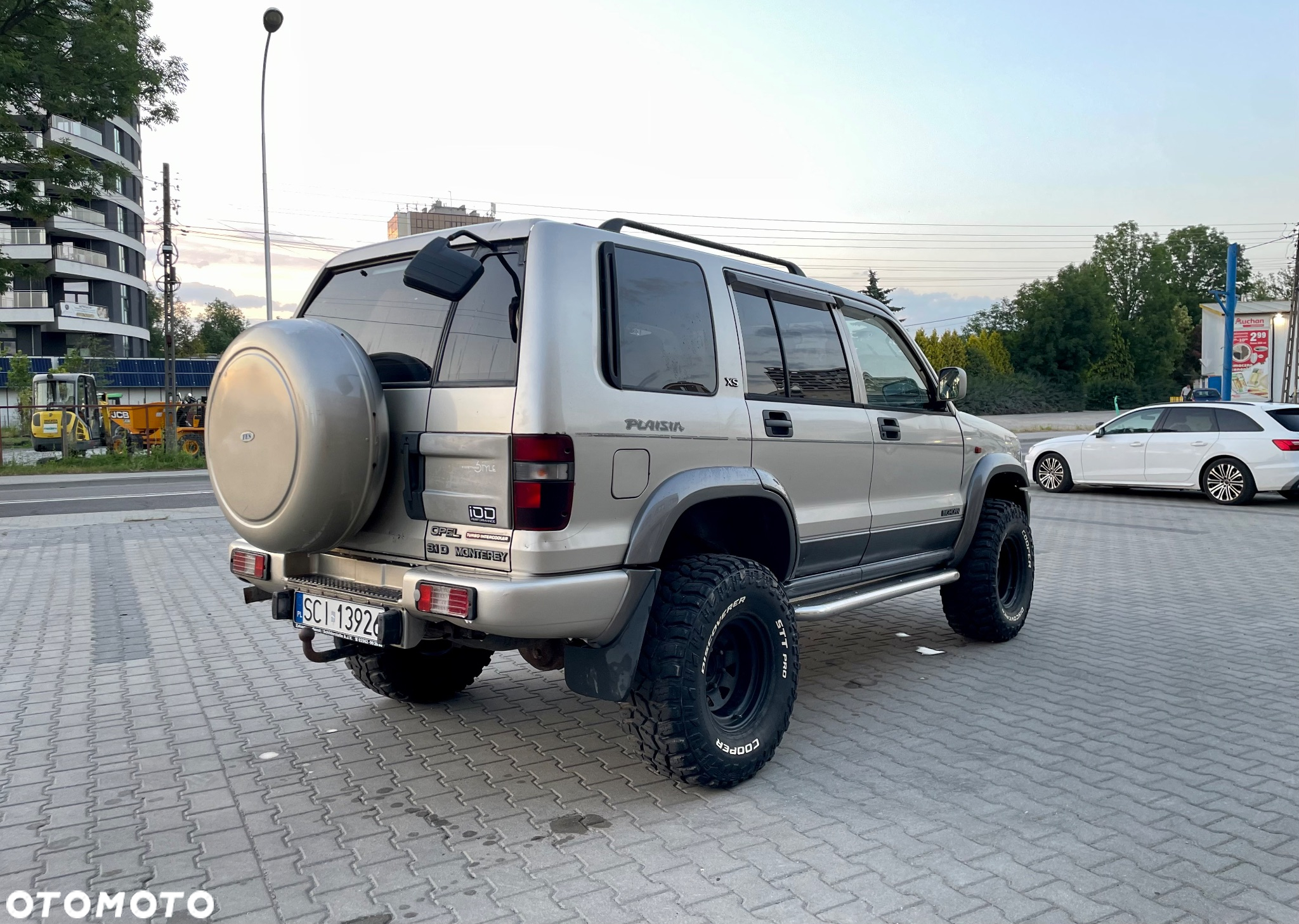 Opel Monterey - 4