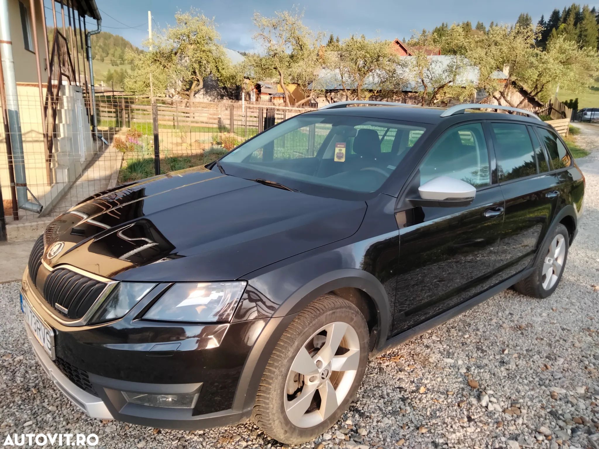 Skoda Octavia 2.0 TDI AMBITION DSG - 1