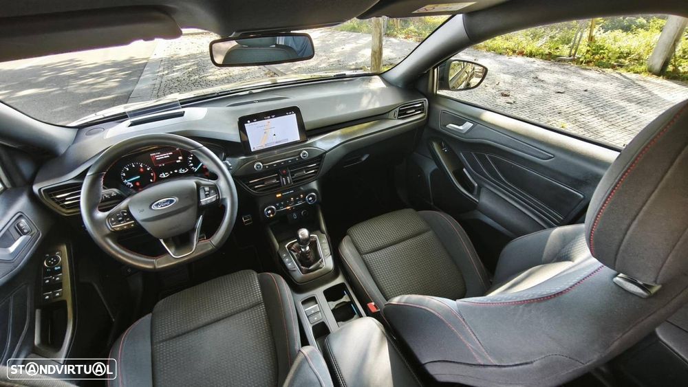 Ford Focus SW 1.0 EcoBoost MHEV ST-Line - 55