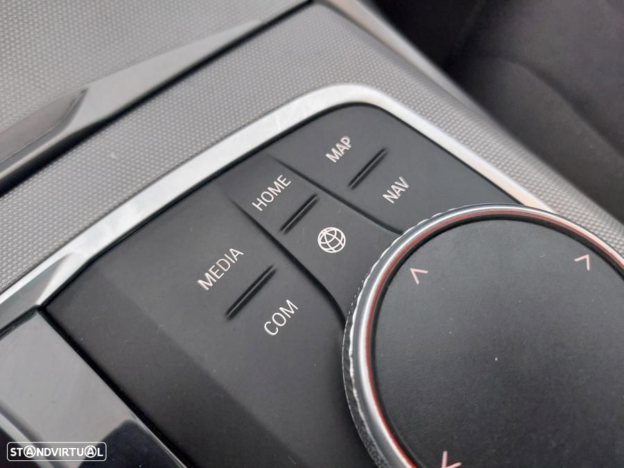 BMW 330 e Auto - 38