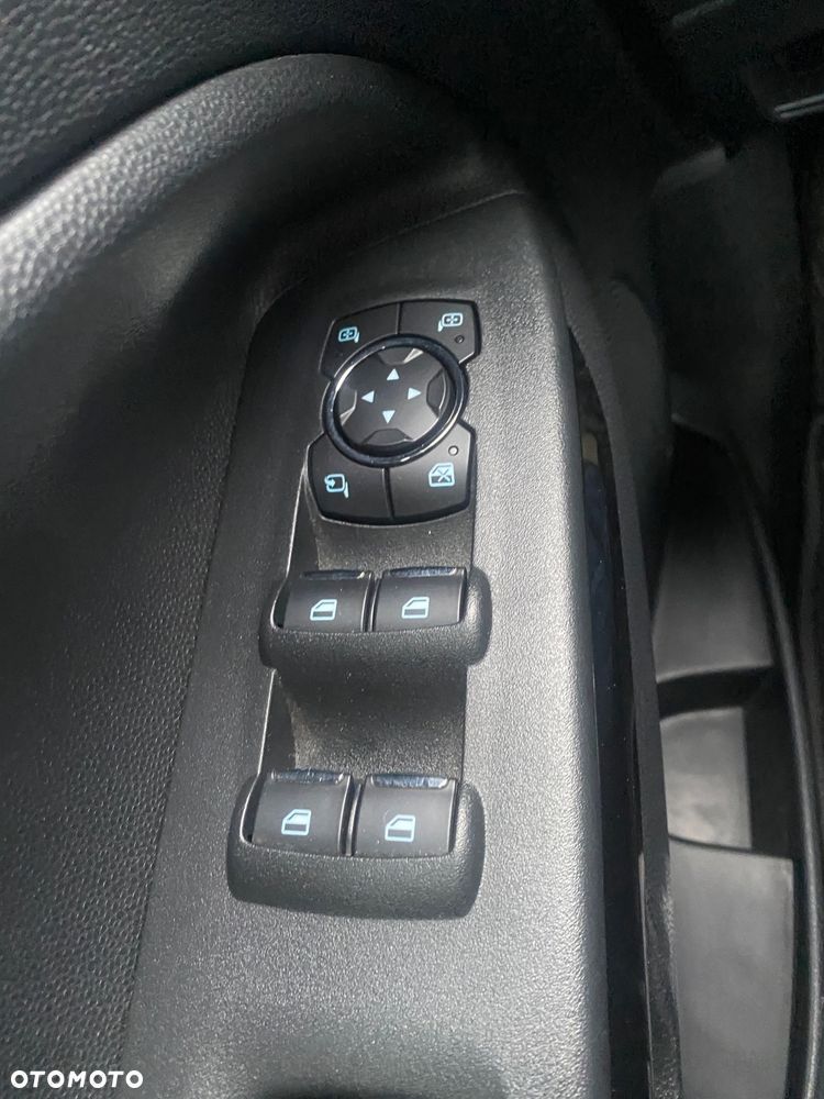 Ford EcoSport 1.0 EcoBoost TITANIUM X - 23