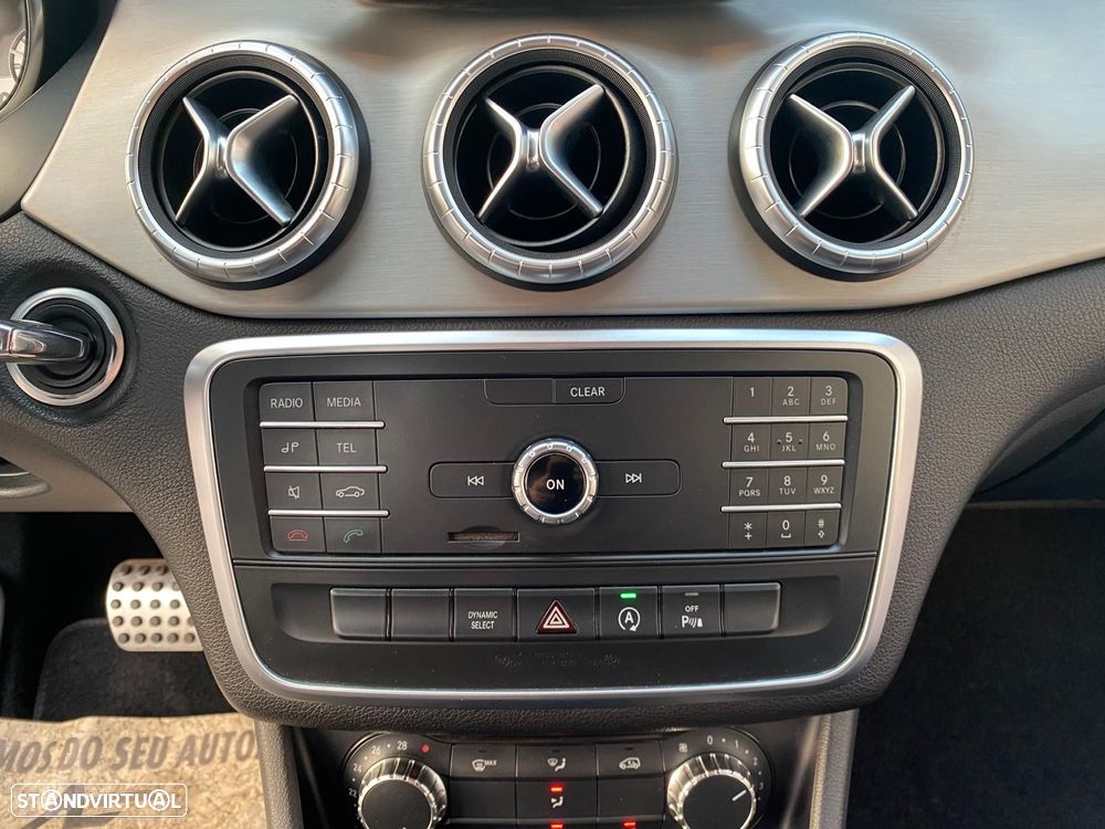 Mercedes-Benz CLA 220 d AMG Line Aut. - 27