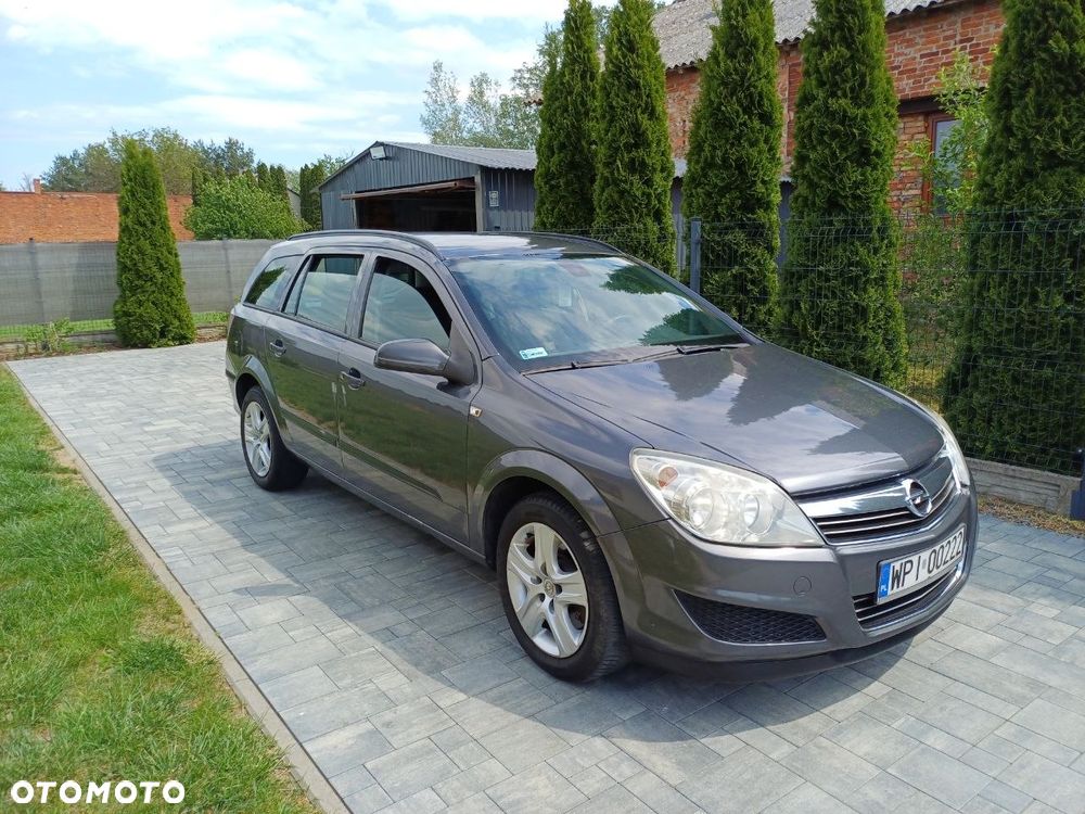 Opel Astra 1.9 CDTI Enjoy - 1