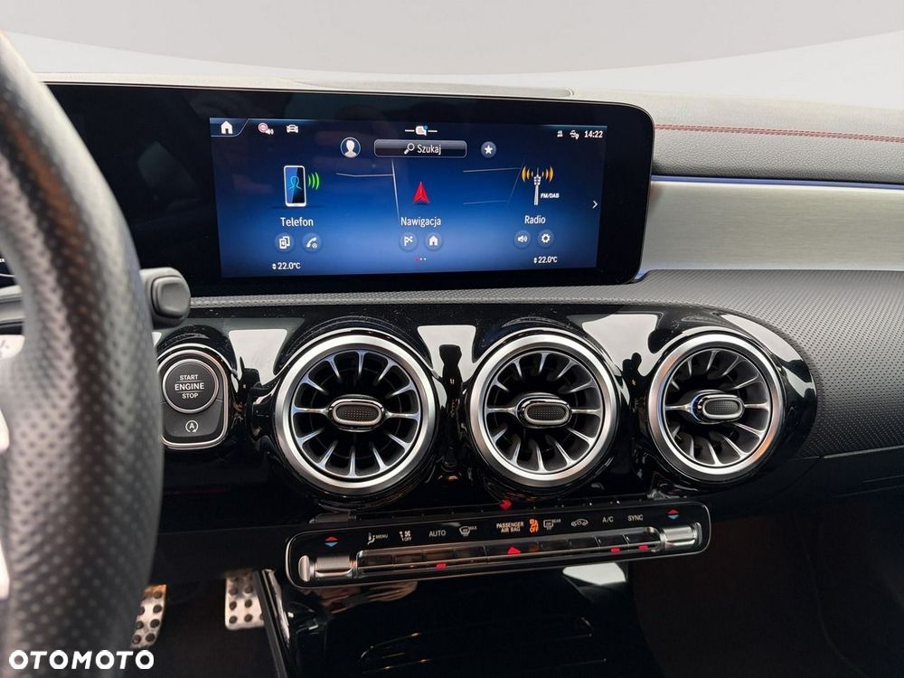 Mercedes-Benz CLA 200 mHEV AMG Line 7G-DCT - 17