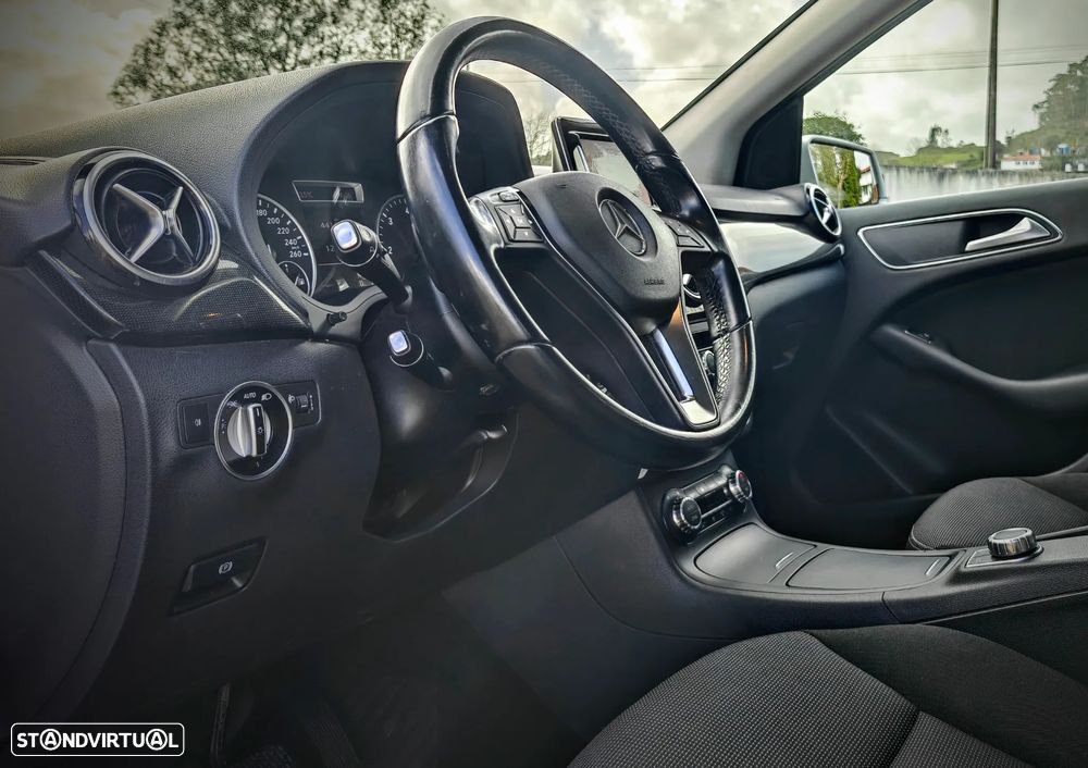 Mercedes-Benz B 180 d AMG Line Aut. - 19