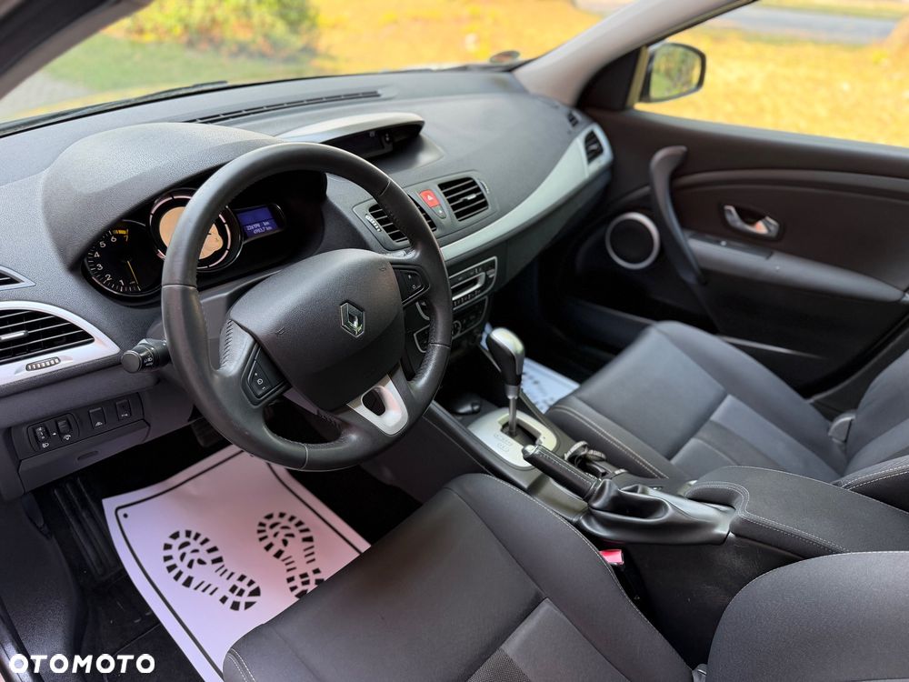 Renault Megane 2.0 140 CVT Luxe - 23