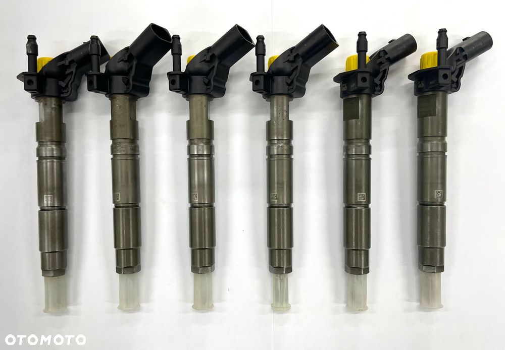 WTRYSKIWACZ BOSCH 0445115017 A6420700487 Mercedes - 1